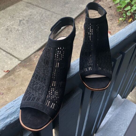 Vince Camuto Keannie Sandal Open Toe 3 Women Sz 10 - Picture 11 of 11